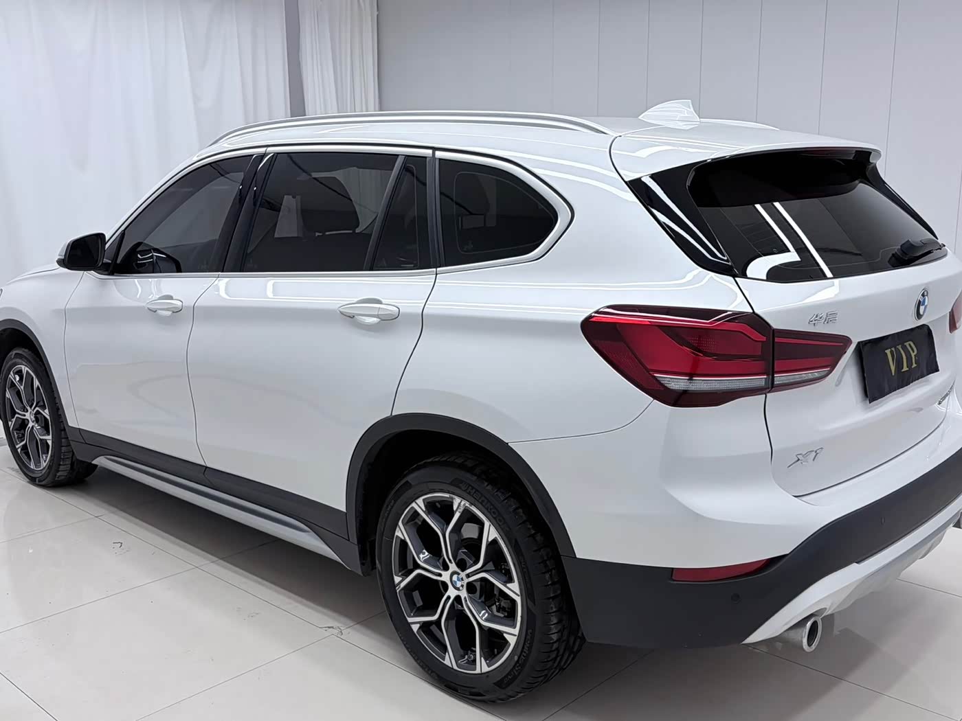 BMW X1 1.5 л 2022 г. Белый, пробег 16000 км