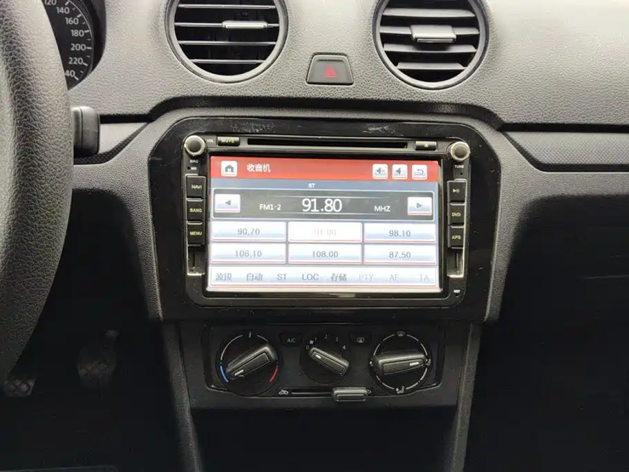 Volkswagen Jetta — миниатюра 13