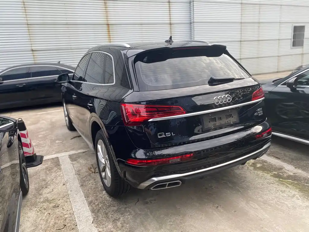 Audi Q5L 2021 40 TFSI Luxury