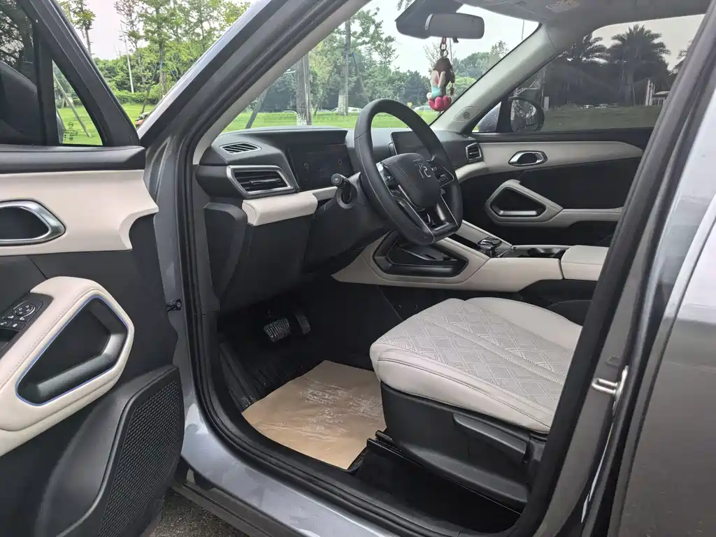 BYD Yuan UP — миниатюра 11