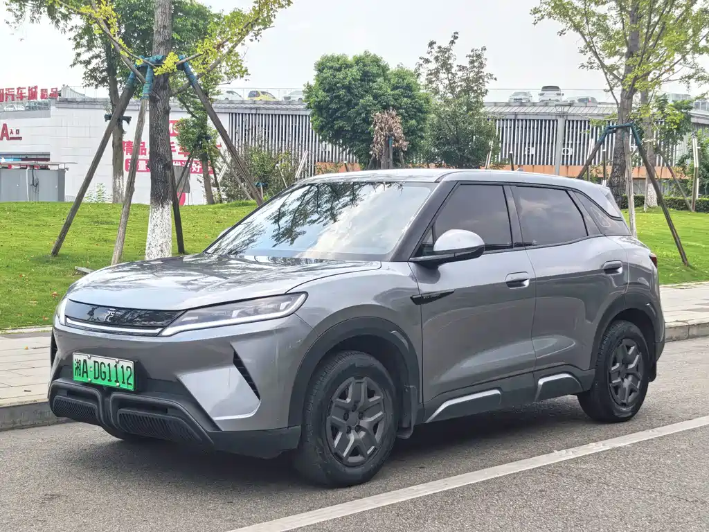 BYD Yuan UP
