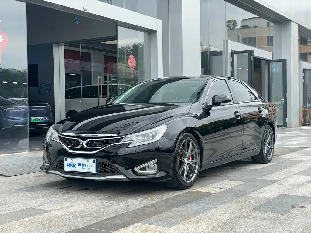 Toyota Reiz