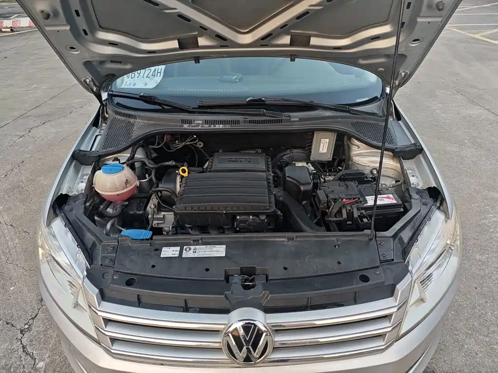 Volkswagen Santana — миниатюра 15