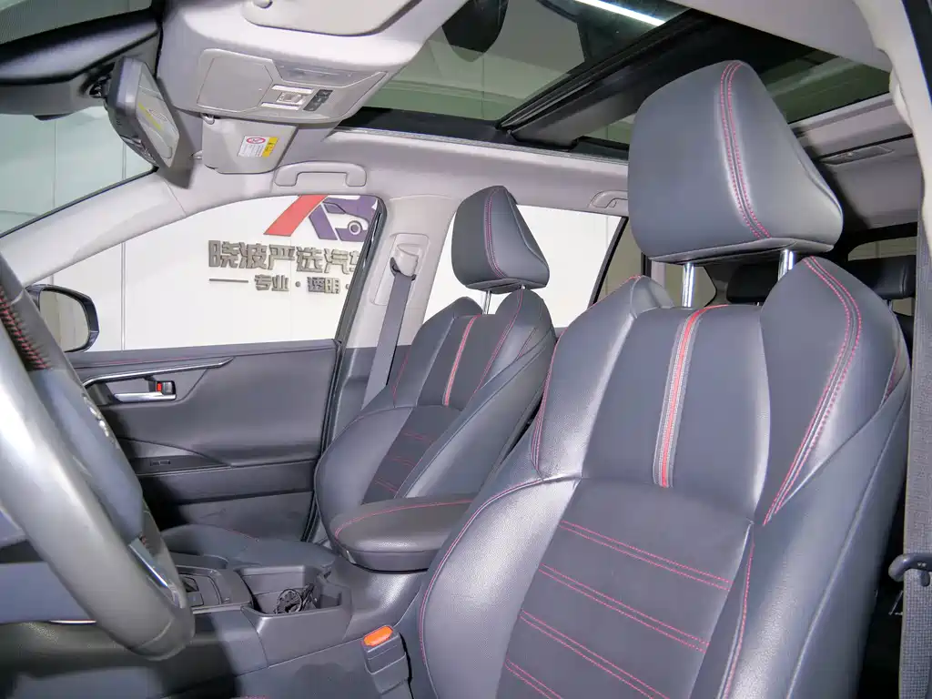 Toyota Wildlander New Energy — миниатюра 9