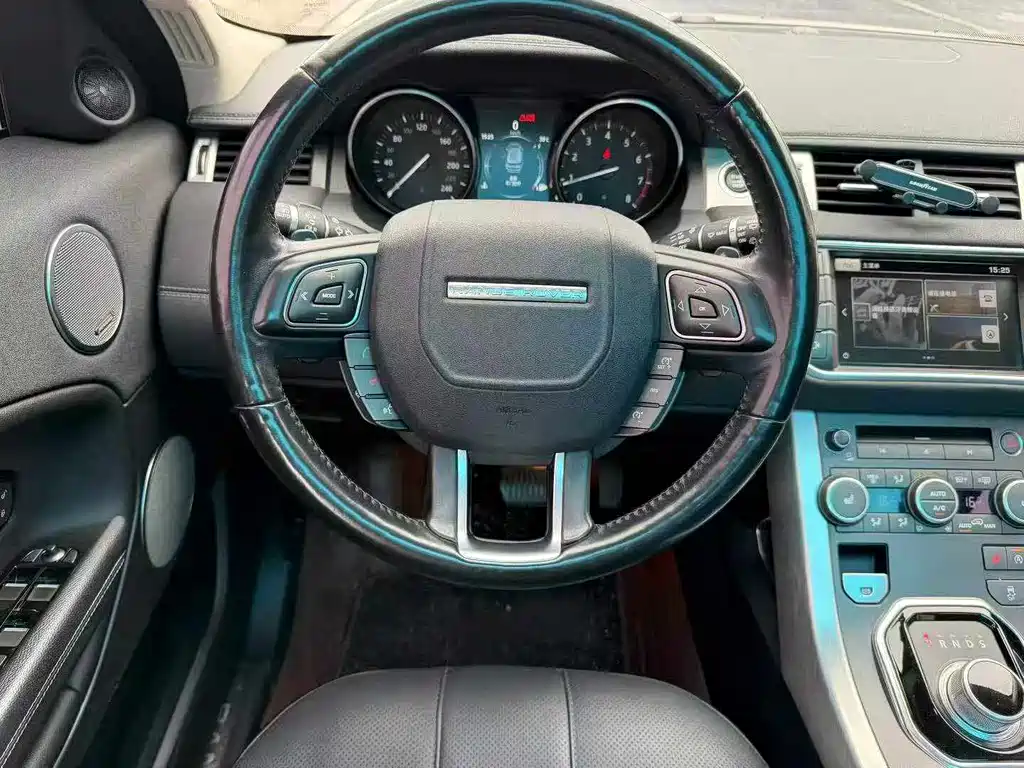 Land Rover Range Rover Evoque 2016 2.0T SE PLUS Smart
