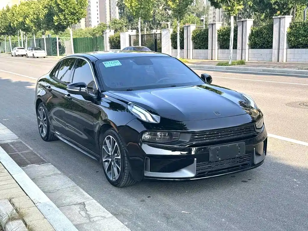 Lynk & Co 03 — миниатюра 3
