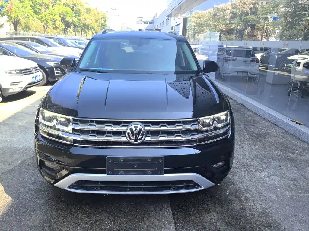 Volkswagen Teramont — миниатюра 2
