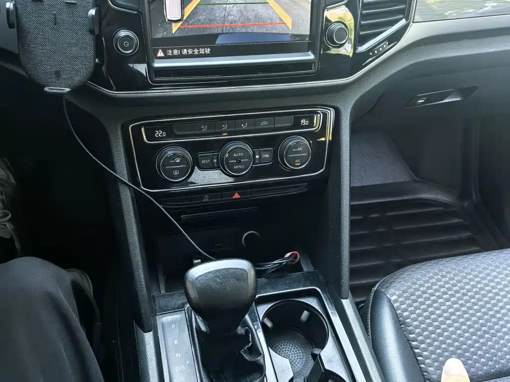 Volkswagen Teramont — миниатюра 7