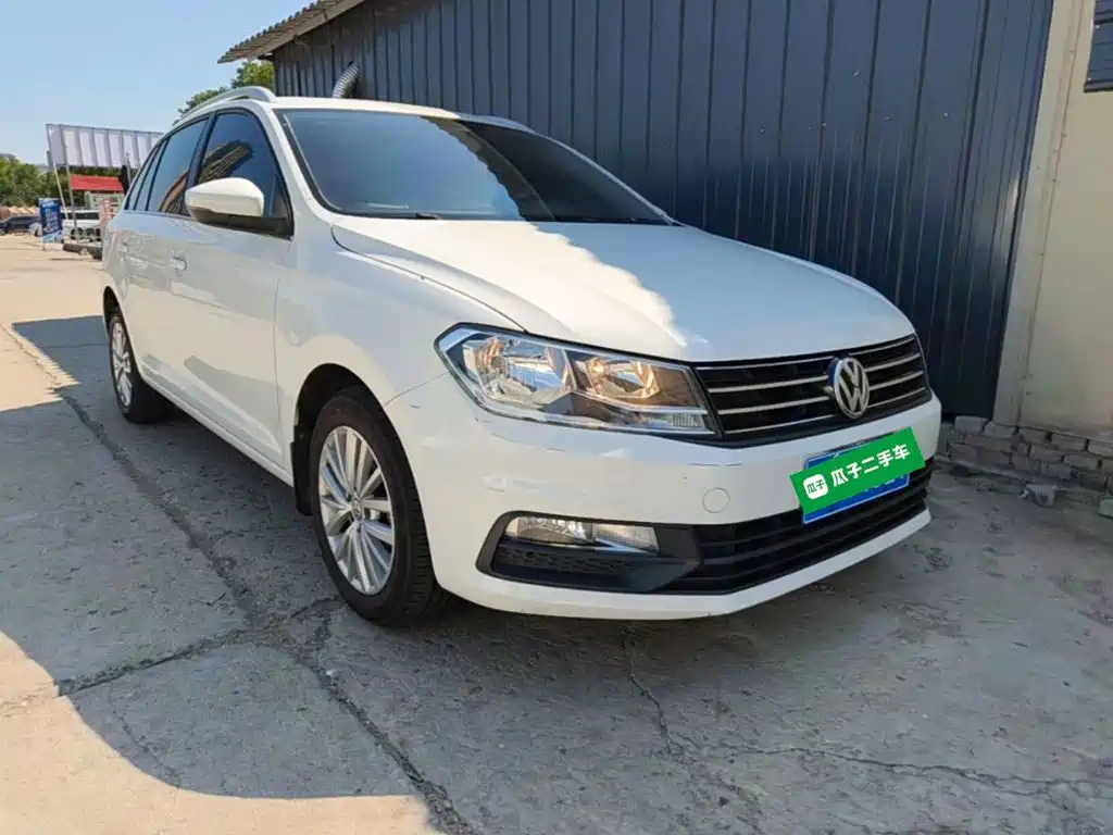 Volkswagen Santana — миниатюра 4