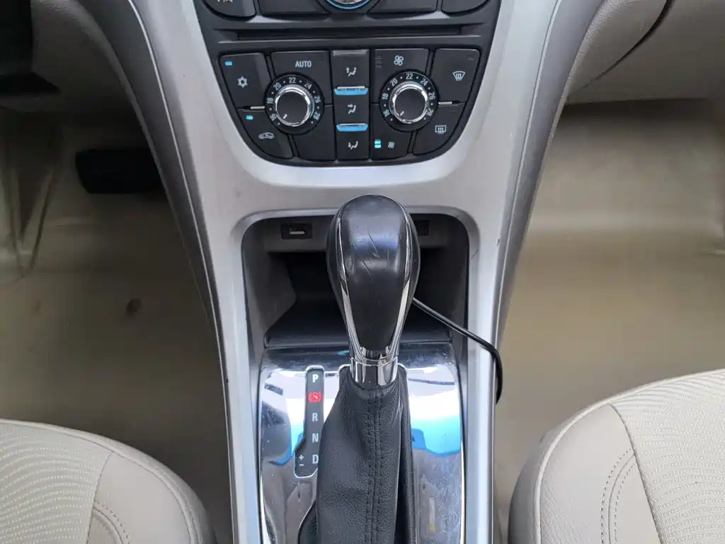 Buick Excelle — миниатюра 13