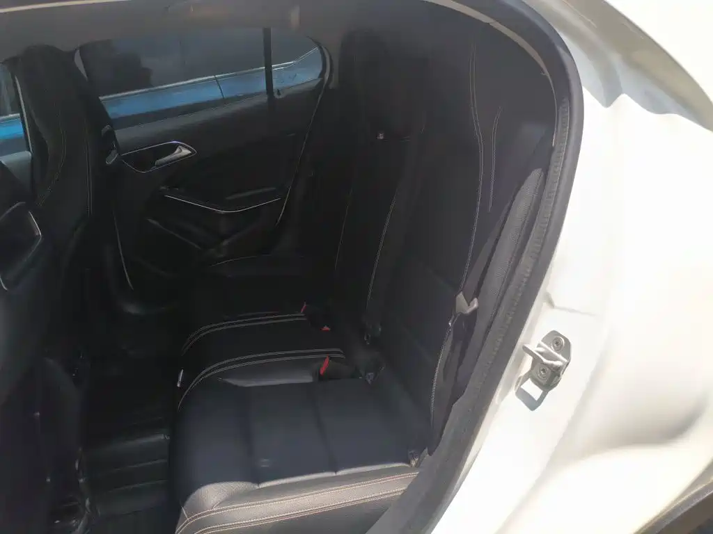 Mercedes-Benz GLA — миниатюра 15