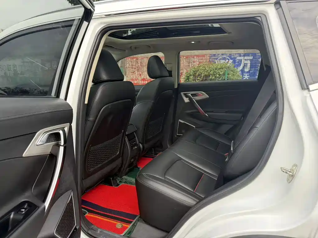 Geely Boyue — миниатюра 9