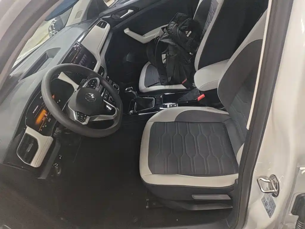 Volkswagen Tharu — миниатюра 15