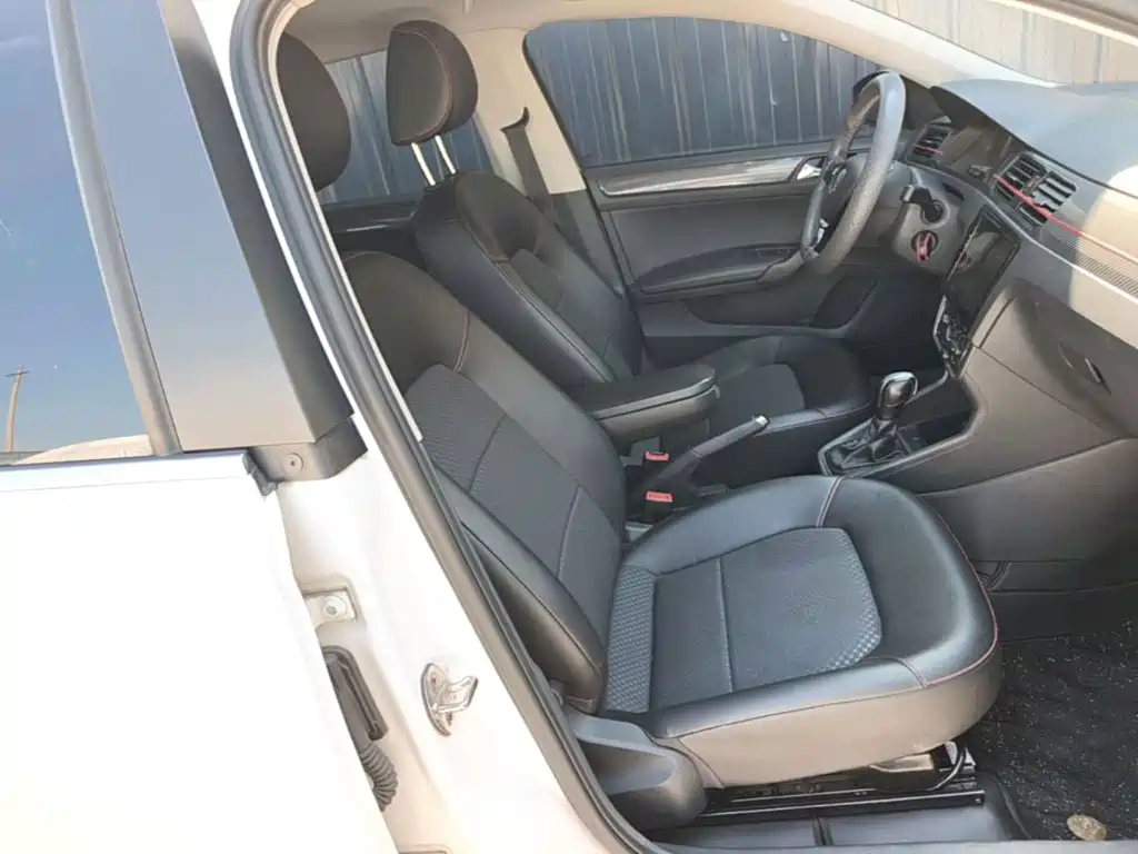 Volkswagen Santana — миниатюра 25