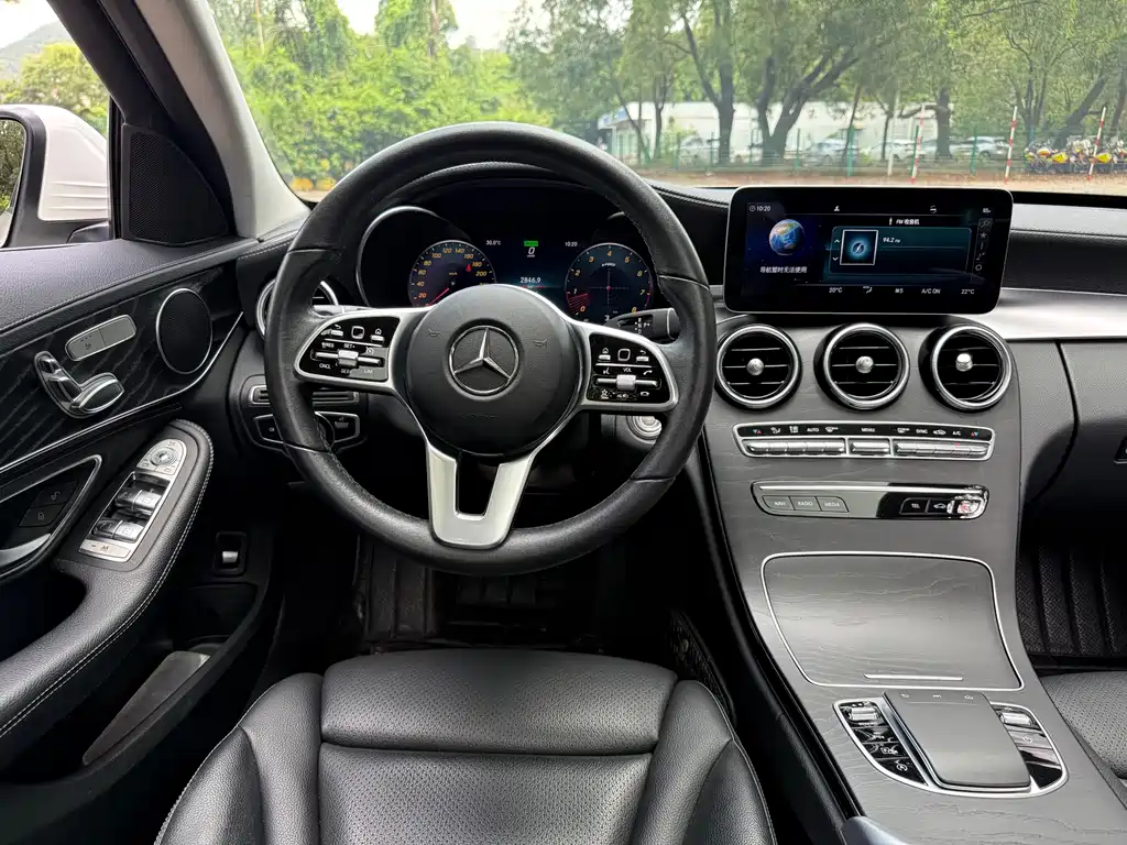 Mercedes-Benz C-Class — миниатюра 8