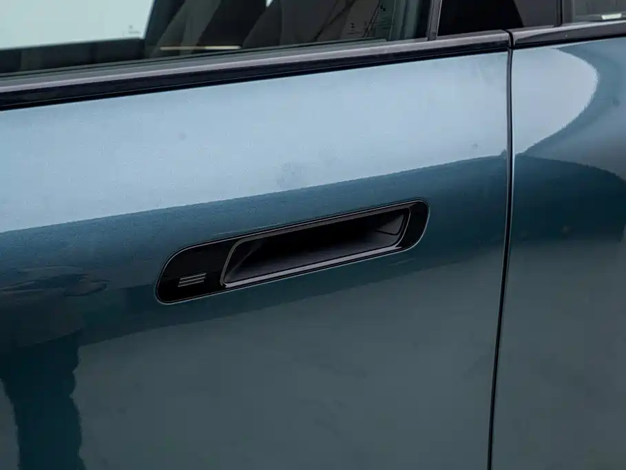 BMW iX — миниатюра 15