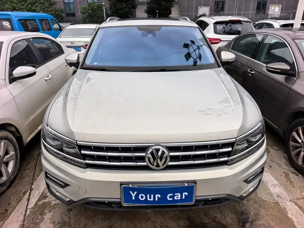Volkswagen Tiguan L — миниатюра 2