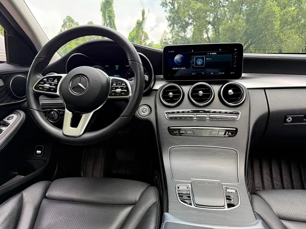 Mercedes-Benz C-Class — миниатюра 9