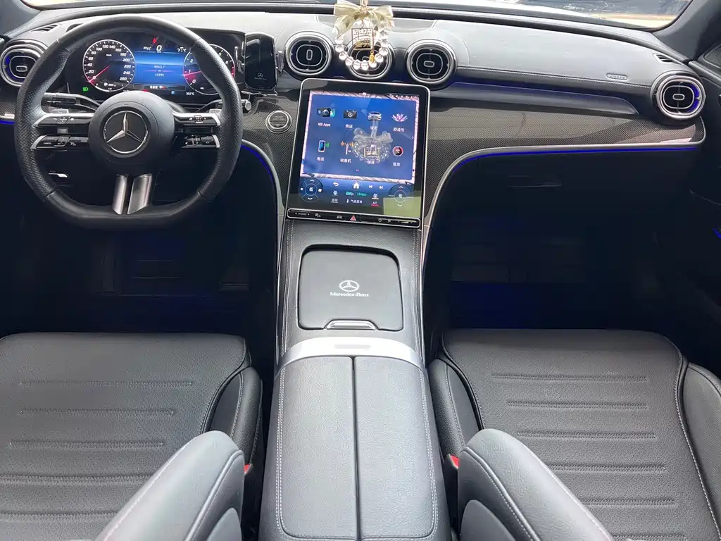 Mercedes-Benz C-Class — миниатюра 7