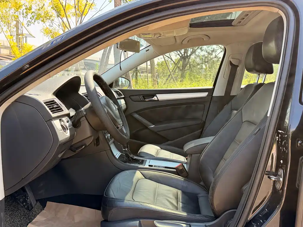 Volkswagen Passat — миниатюра 11