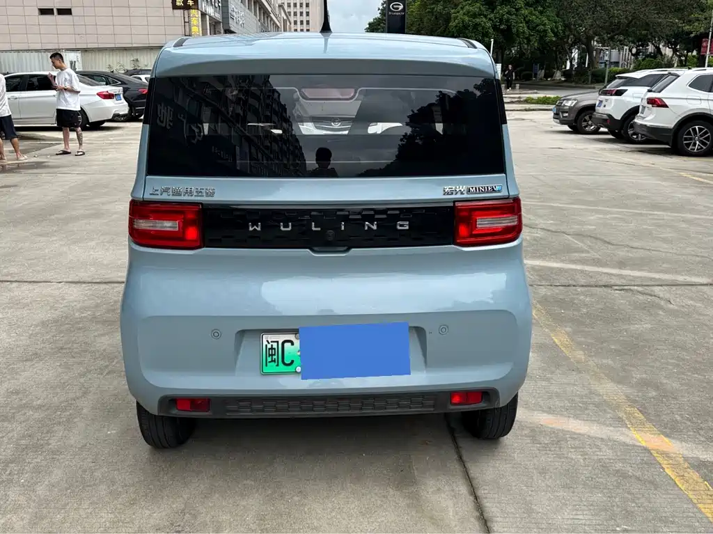Wuling MINIEV — миниатюра 7