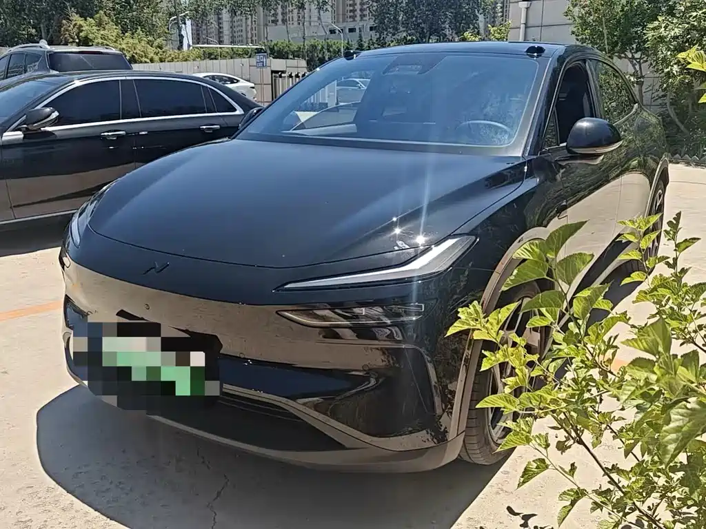 乐道L60 2025款 60kWh 黑骑士特别版