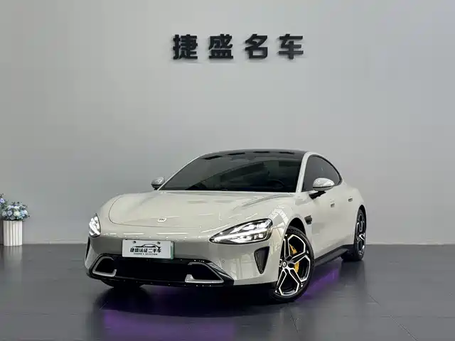 XIAOMI CAR XIAOMI SU7 2024