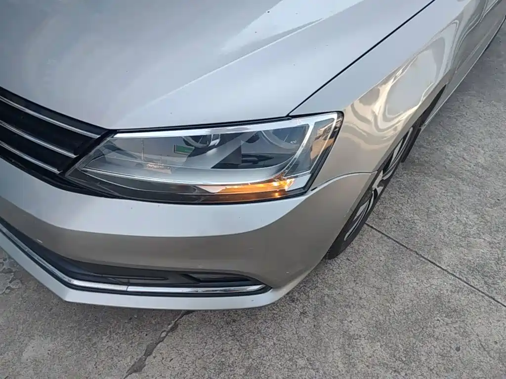 Volkswagen Sagitar — миниатюра 24