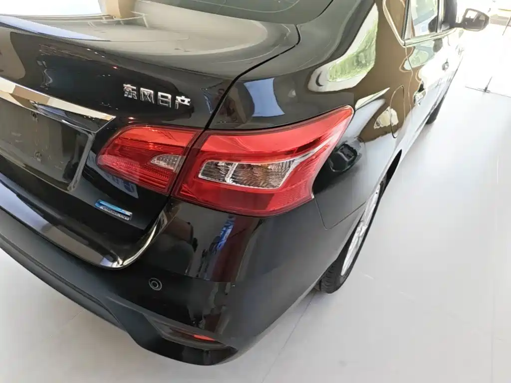 Nissan Sylphy — миниатюра 8