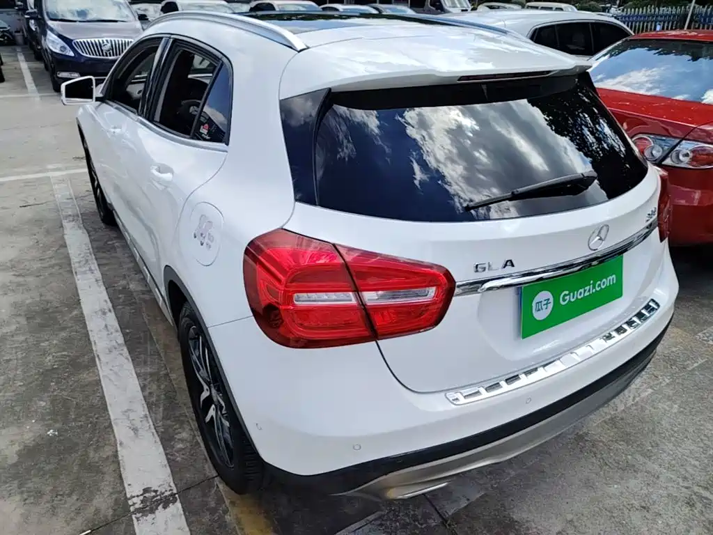 Mercedes-Benz GLA — миниатюра 5