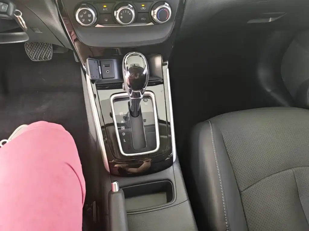 Nissan Sylphy — миниатюра 14