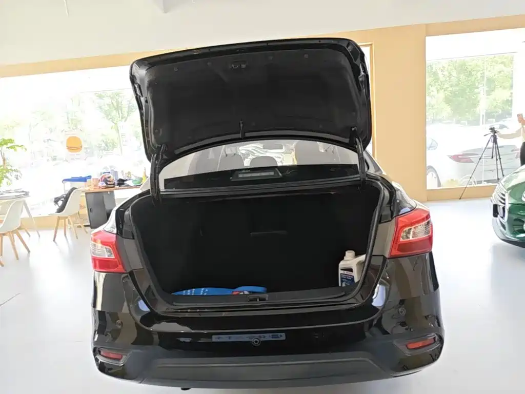 Nissan Sylphy — миниатюра 19