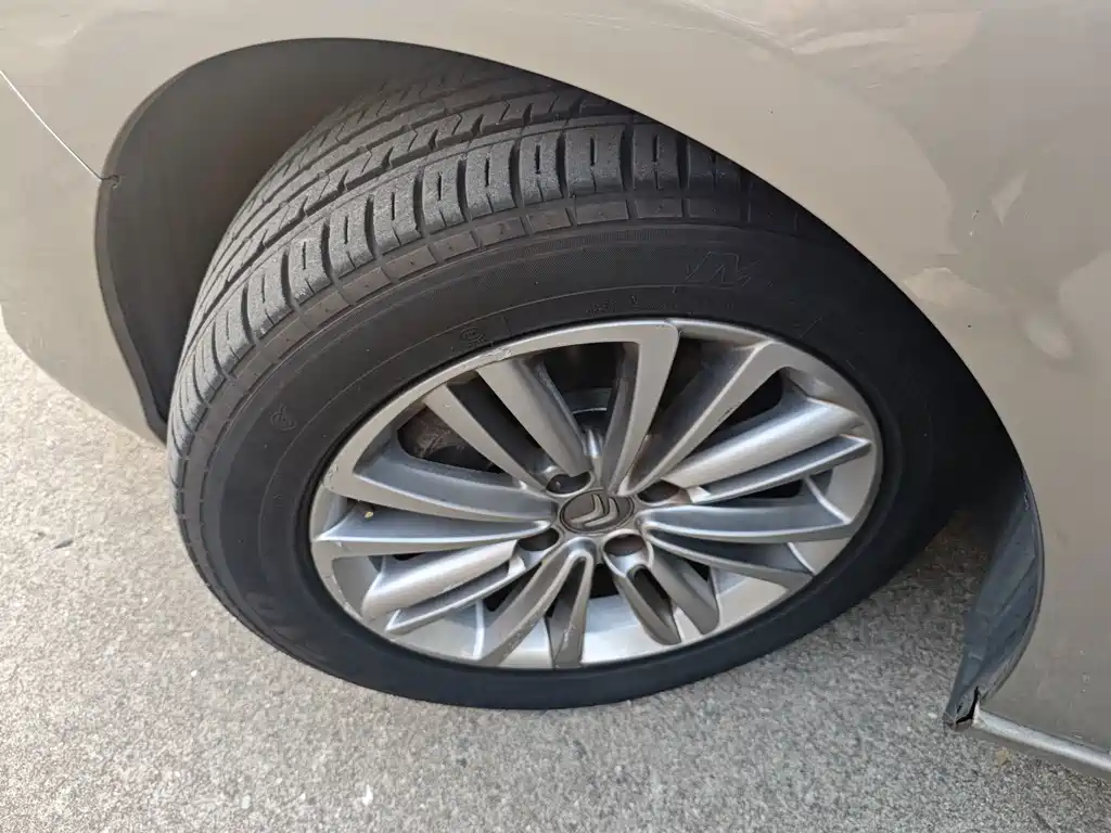 Citroen C4L — миниатюра 16