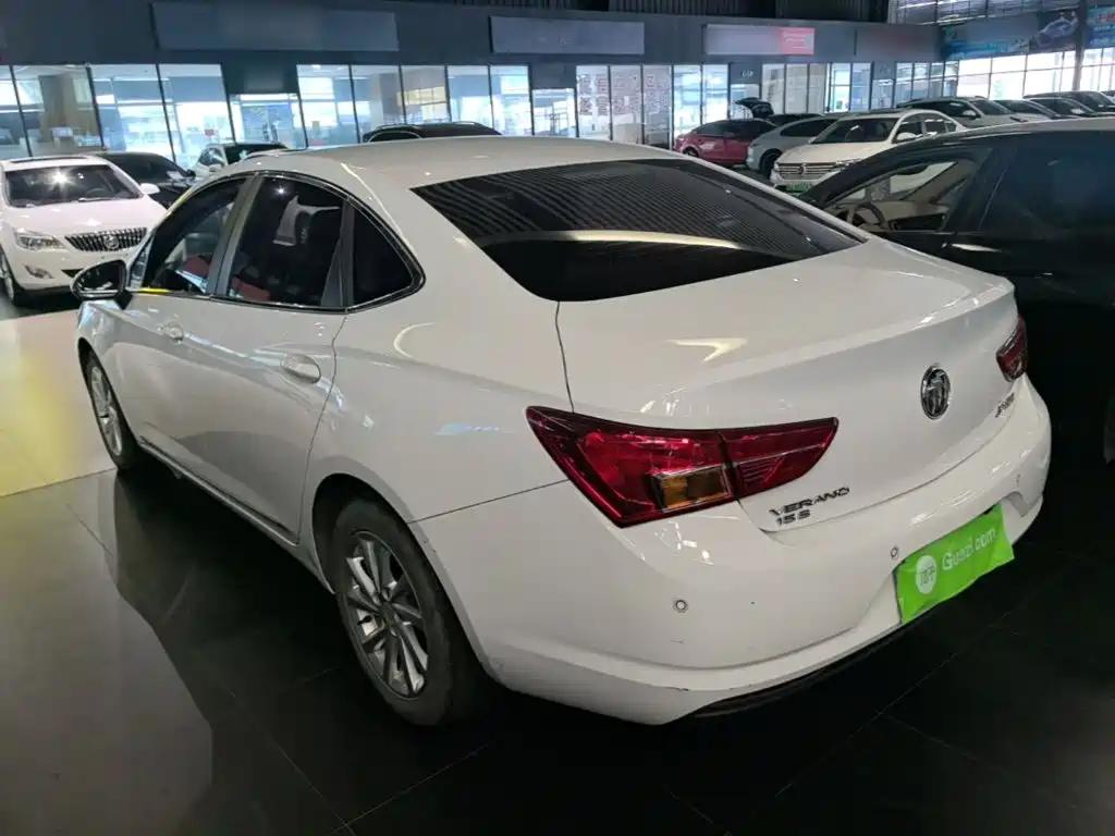 Buick Verano — миниатюра 5