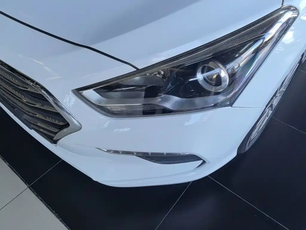 Hyundai Mistra — миниатюра 24
