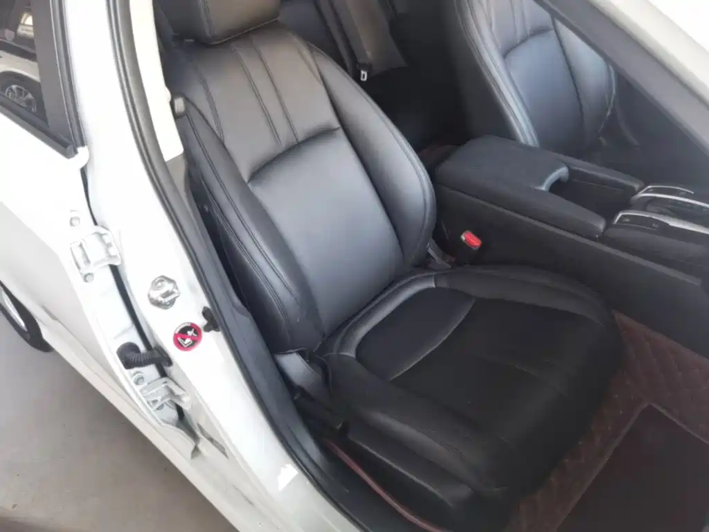 Honda Civic — миниатюра 25