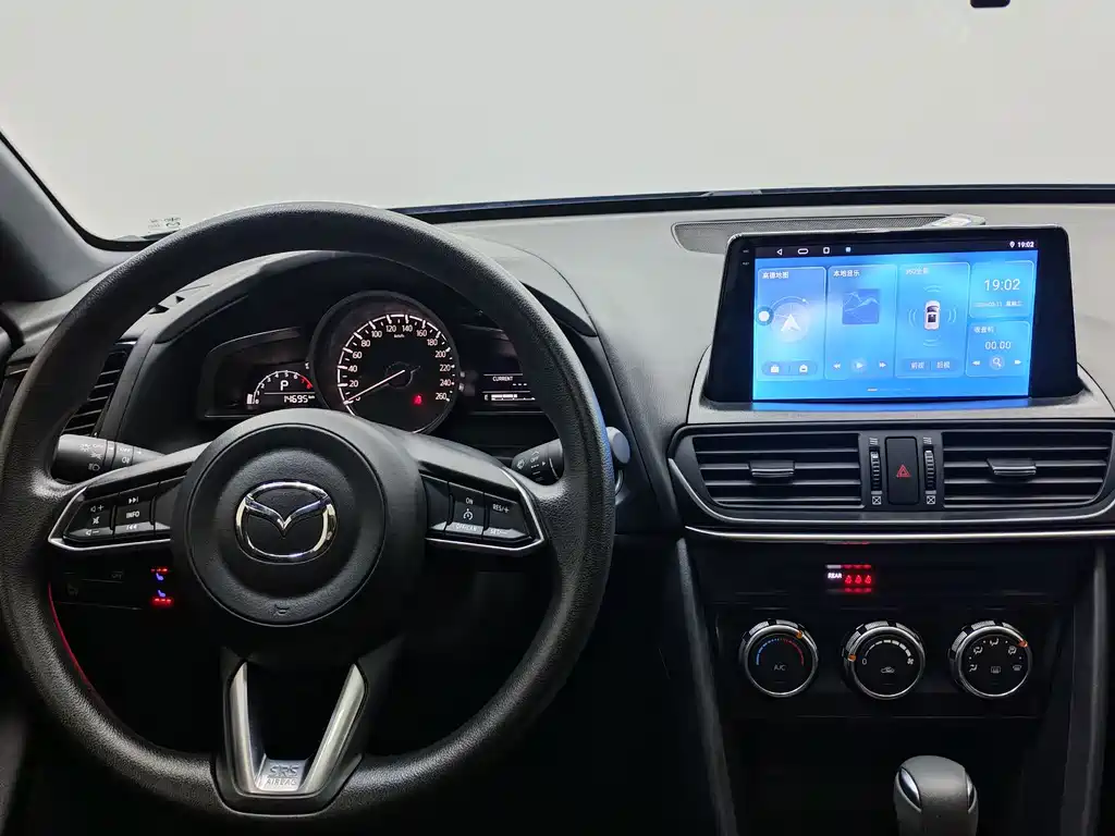 MAZDA CX 4