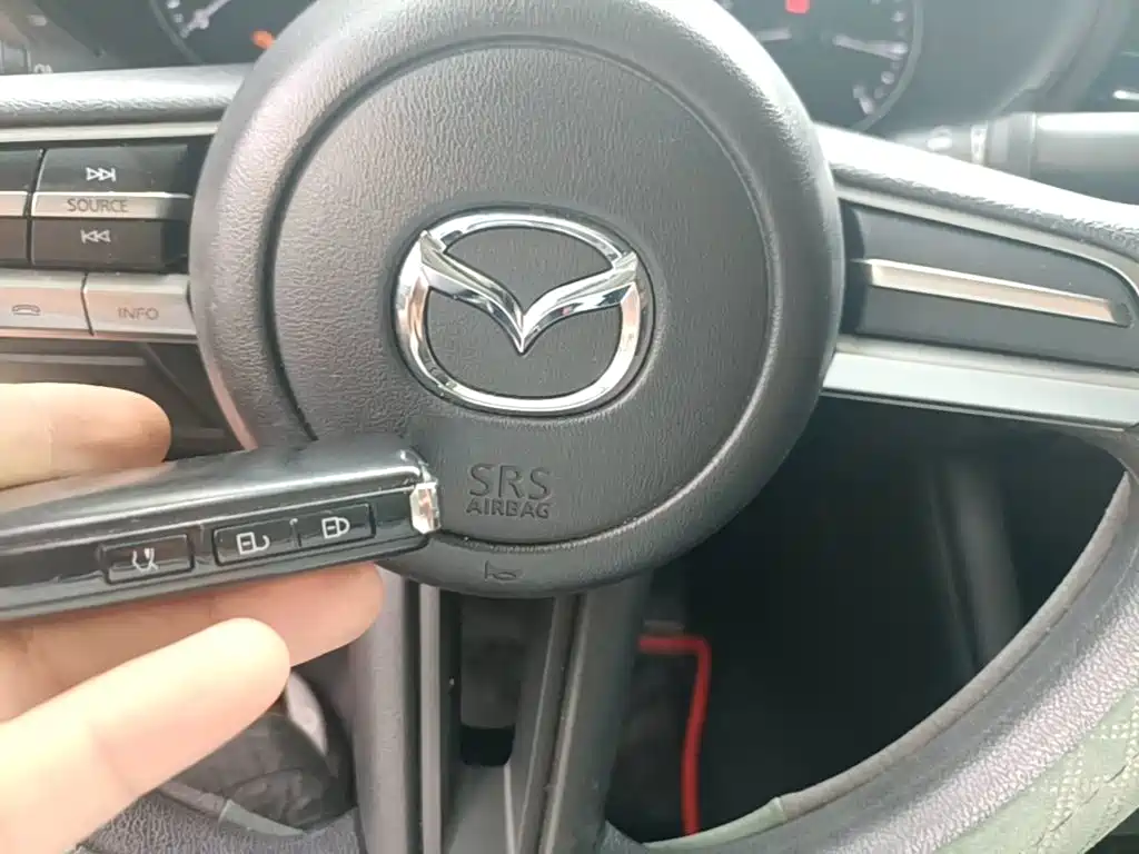 Mazda 3 Axela — миниатюра 9