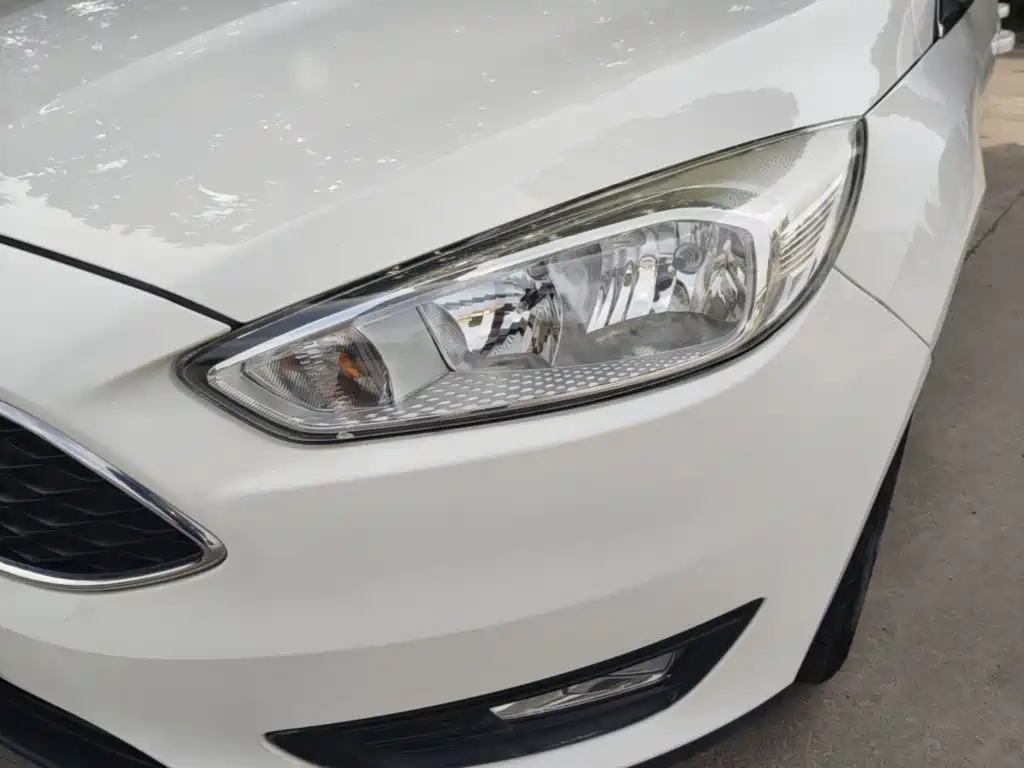 Ford Focus — миниатюра 24