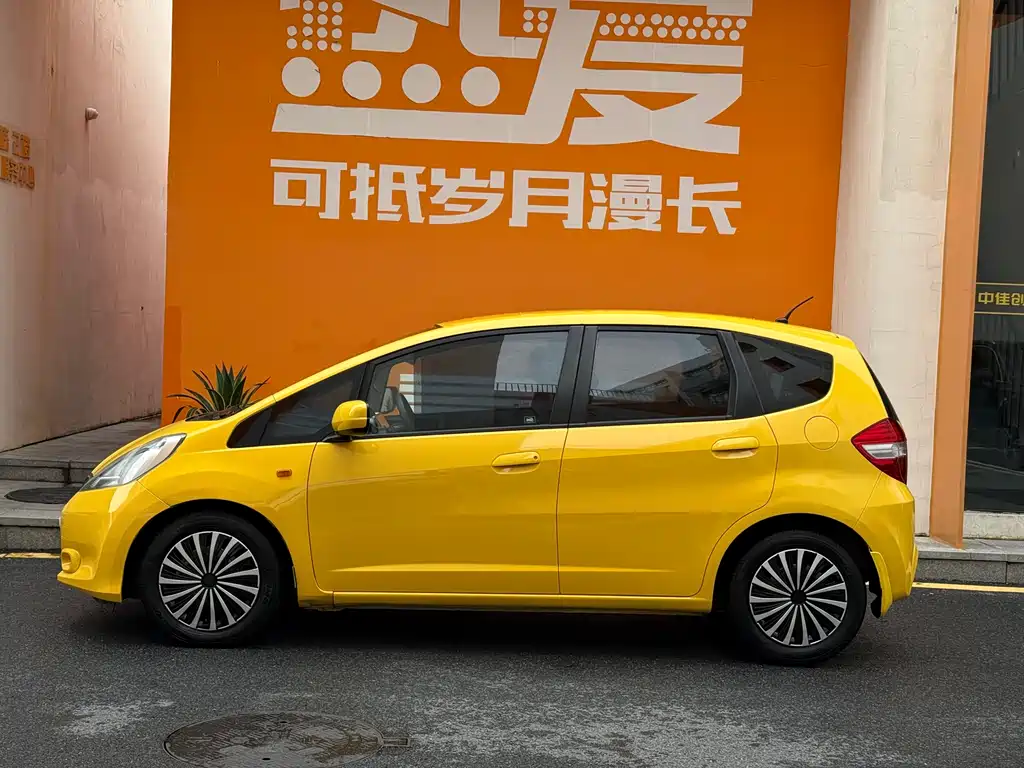 Honda Fit 2011 1.3L AT Comfort
