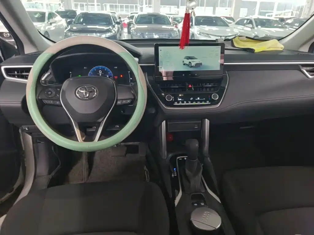Toyota Frontlander — миниатюра 10