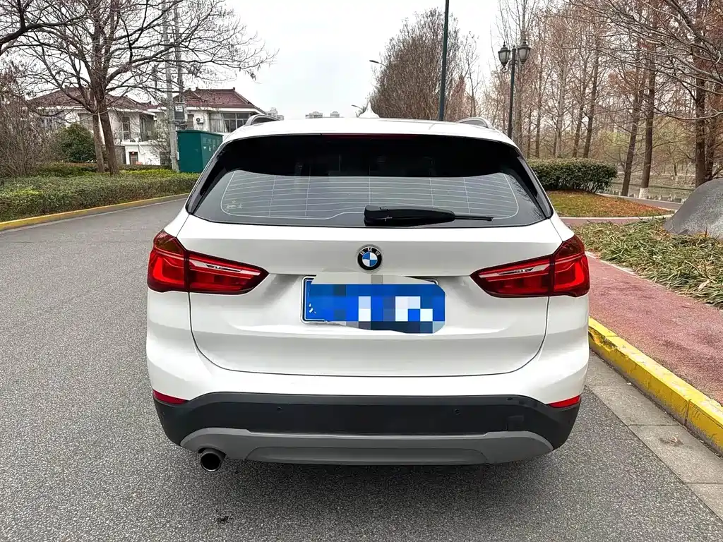 BMW X1 — миниатюра 5