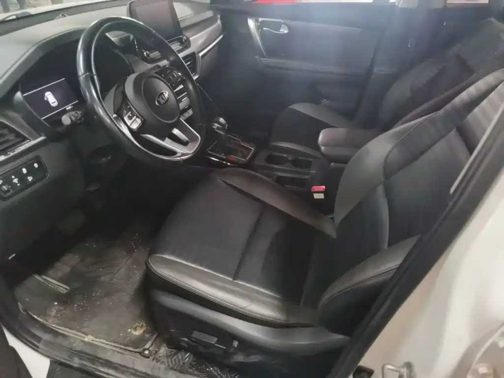 Kia Sportage — миниатюра 15