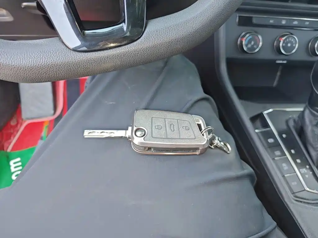 Volkswagen Lavida — миниатюра 9