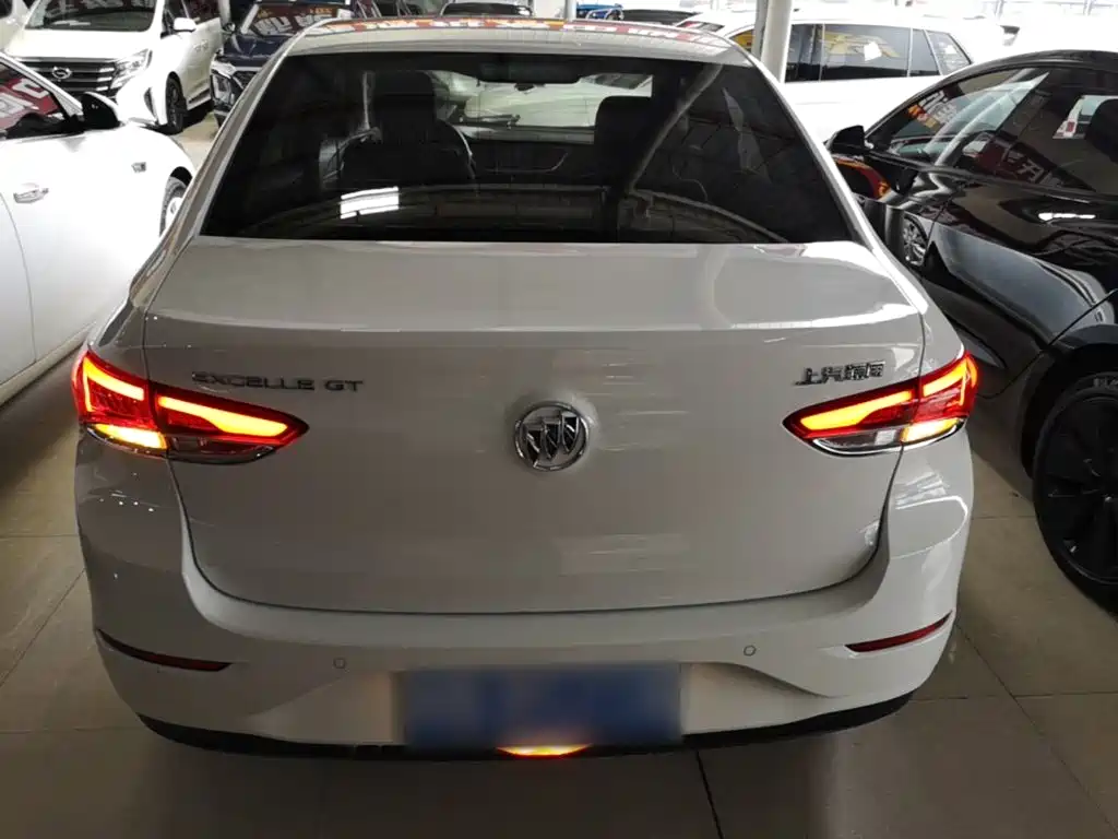 Buick Excelle — миниатюра 4