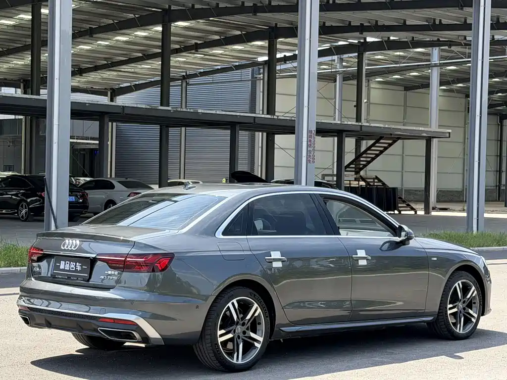 Audi A4L — миниатюра 11