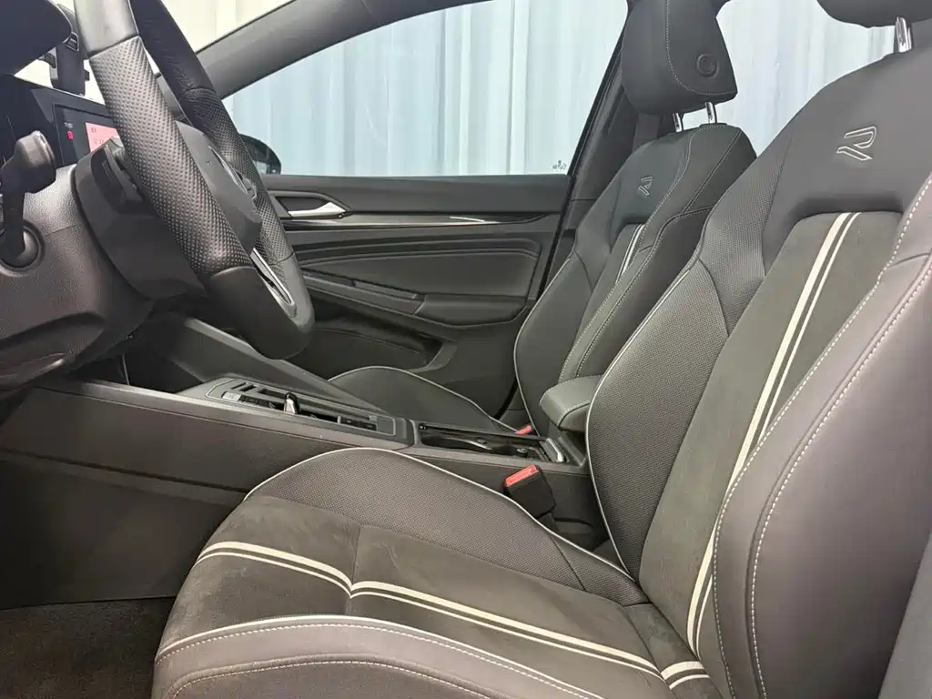 Volkswagen Golf — миниатюра 7