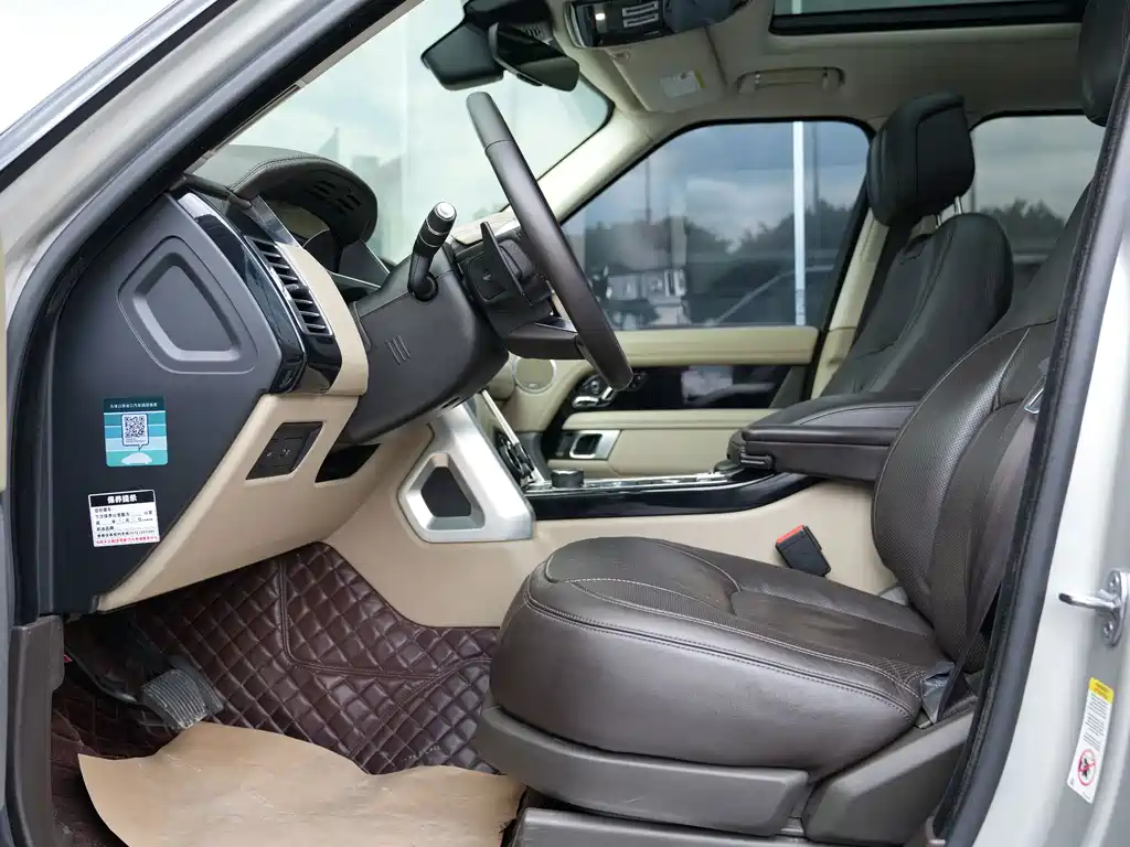 Land Rover Range Rover — миниатюра 6