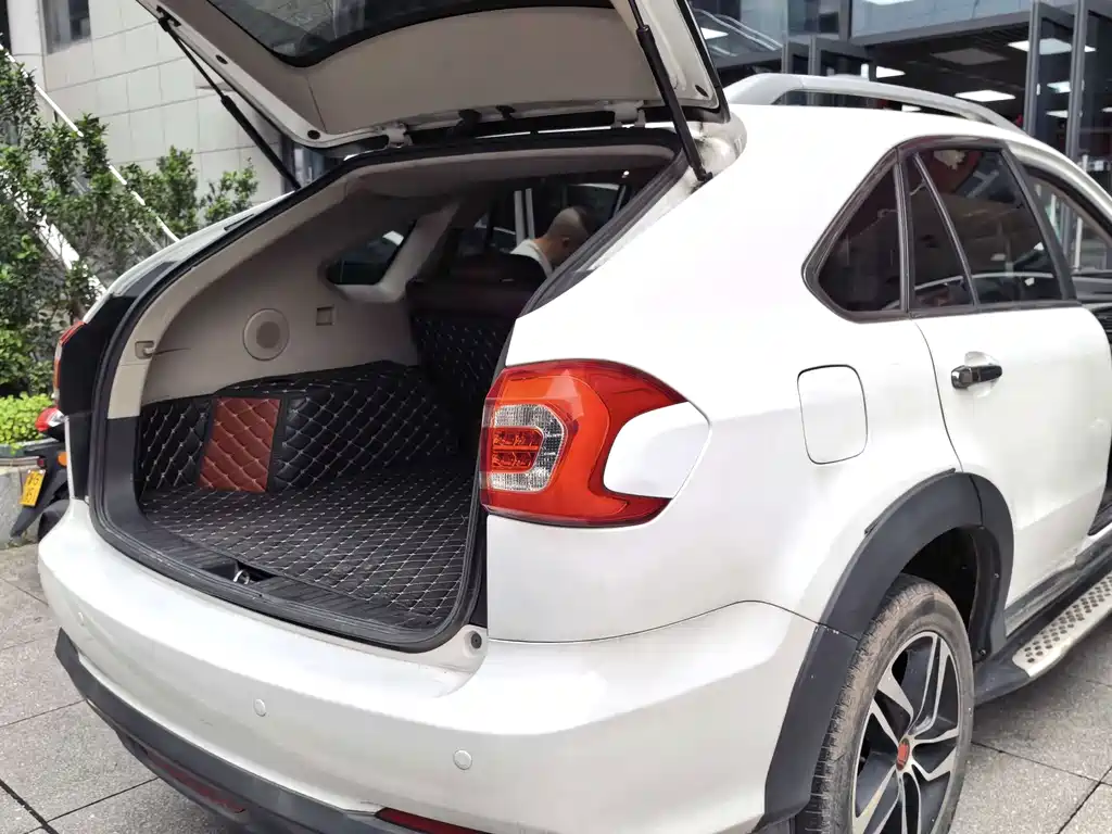 BYD Tang New Energy — миниатюра 7