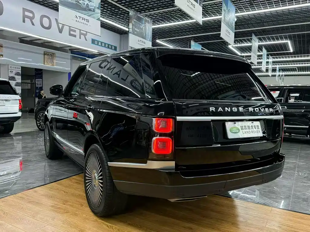 Land Rover Range Rover — миниатюра 7